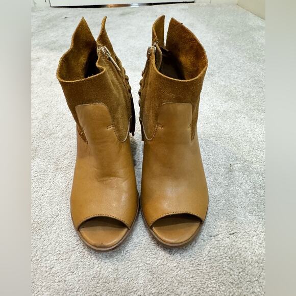 Mark Fisher Women's Tan Fring Peep-Toe Ankle Boots, size 7M - Picture 2 of 8